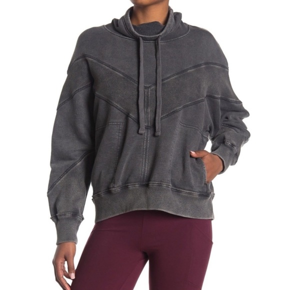 Free People Tops - FREE PEOPLE Movement Ivy League Pullover Sweater Small
